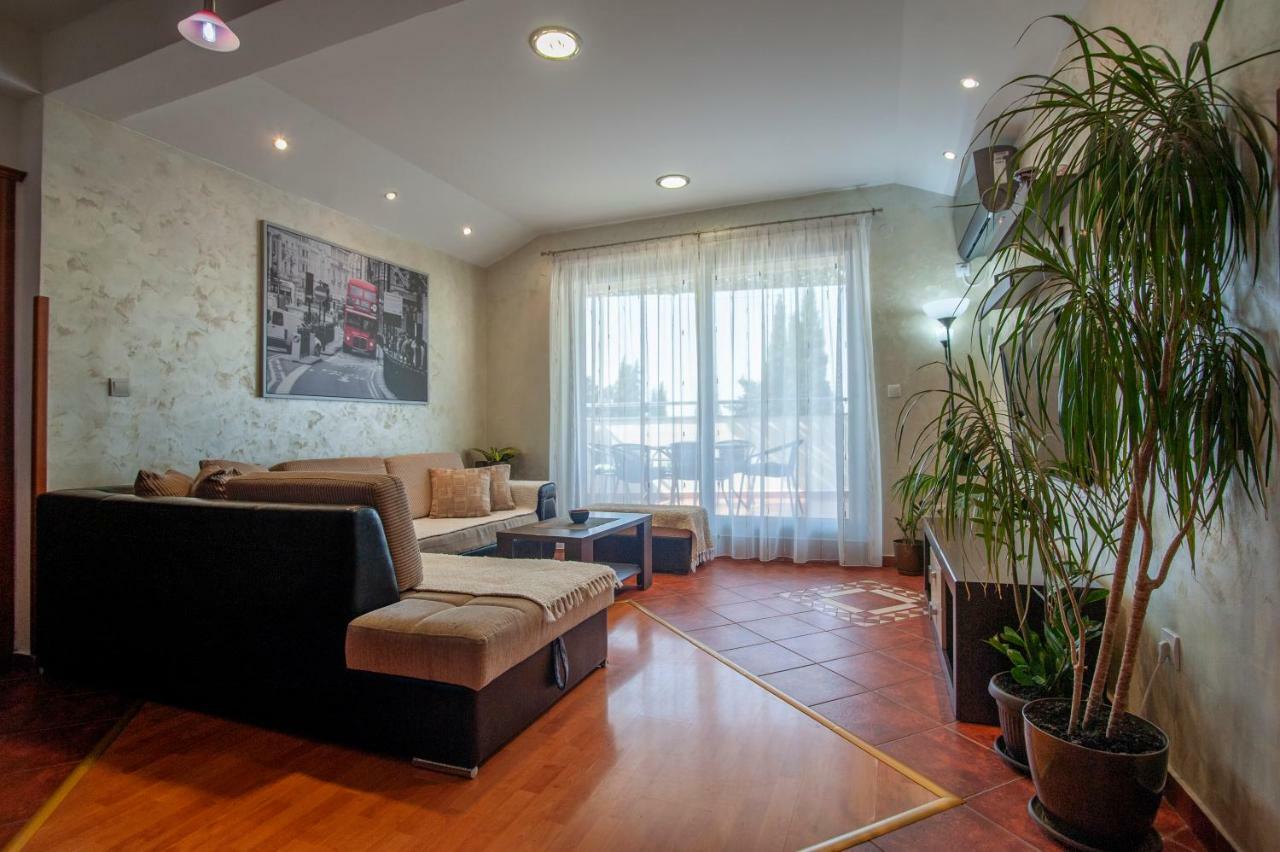 Dobrljanin Lux Apartment Budva Exterior foto